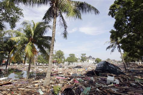 2004年印度洋大地震與海嘯的破壞力、以及對印尼社會文化之深刻影響